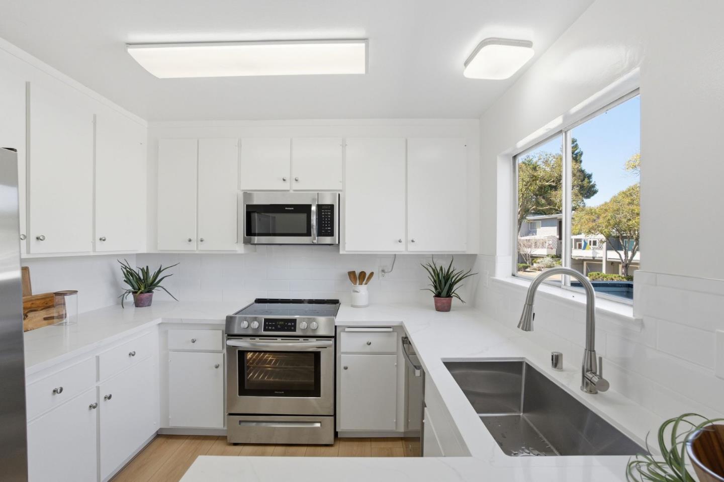 315 Carlos Avenue