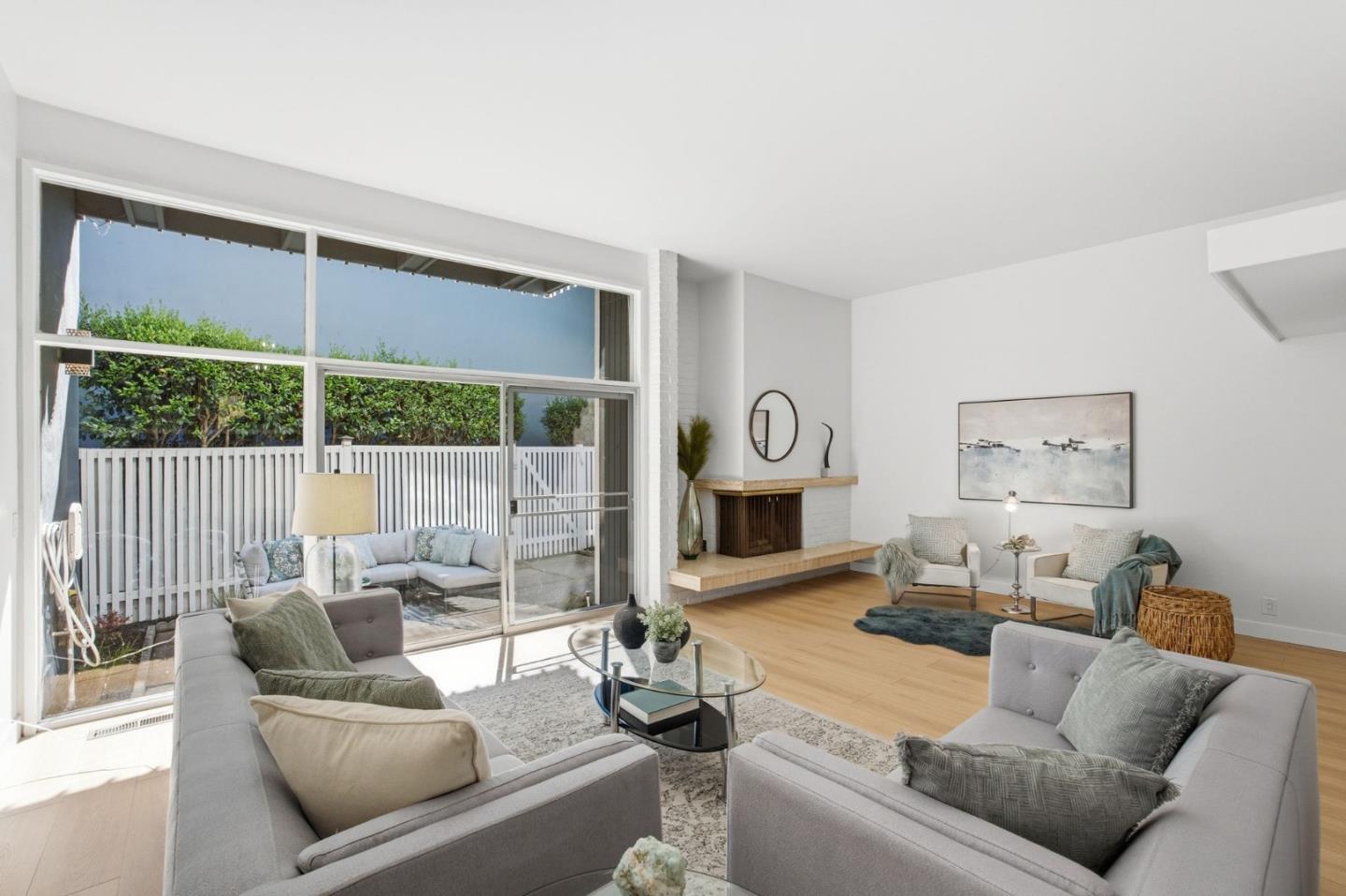 315 Carlos Avenue