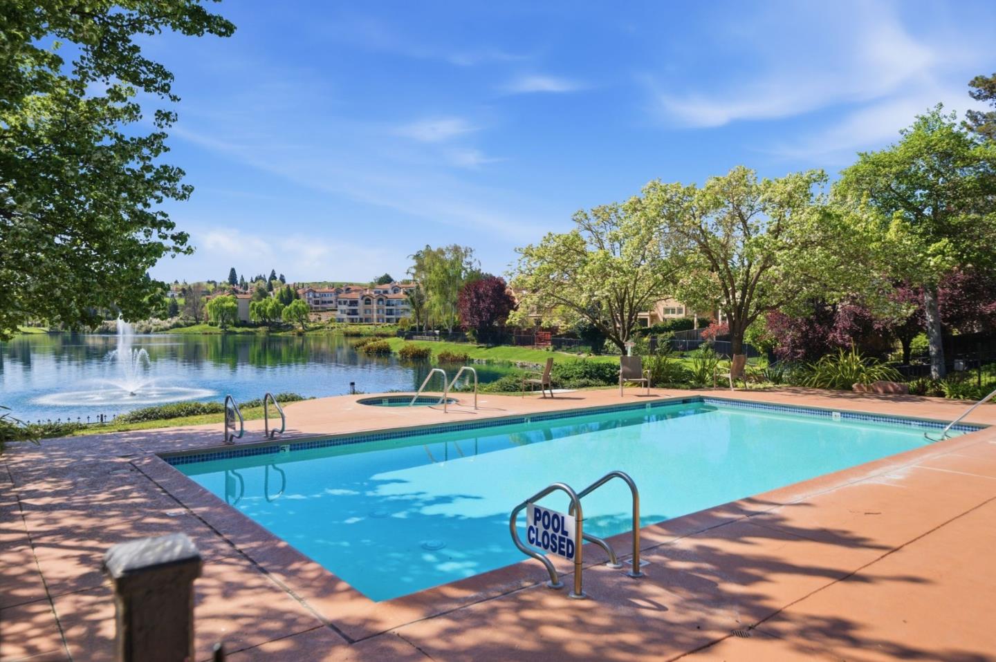 3030 Lakemont Drive 3