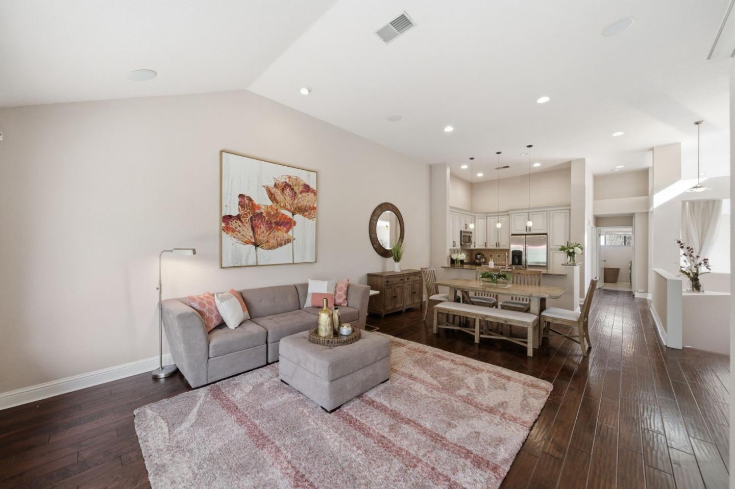 3030 Lakemont Drive 3