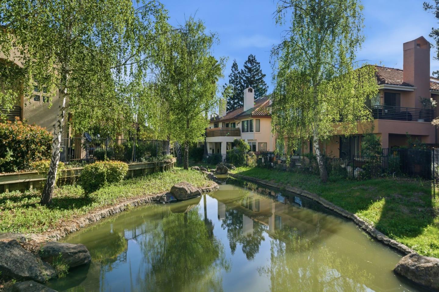 3030 Lakemont Drive 3