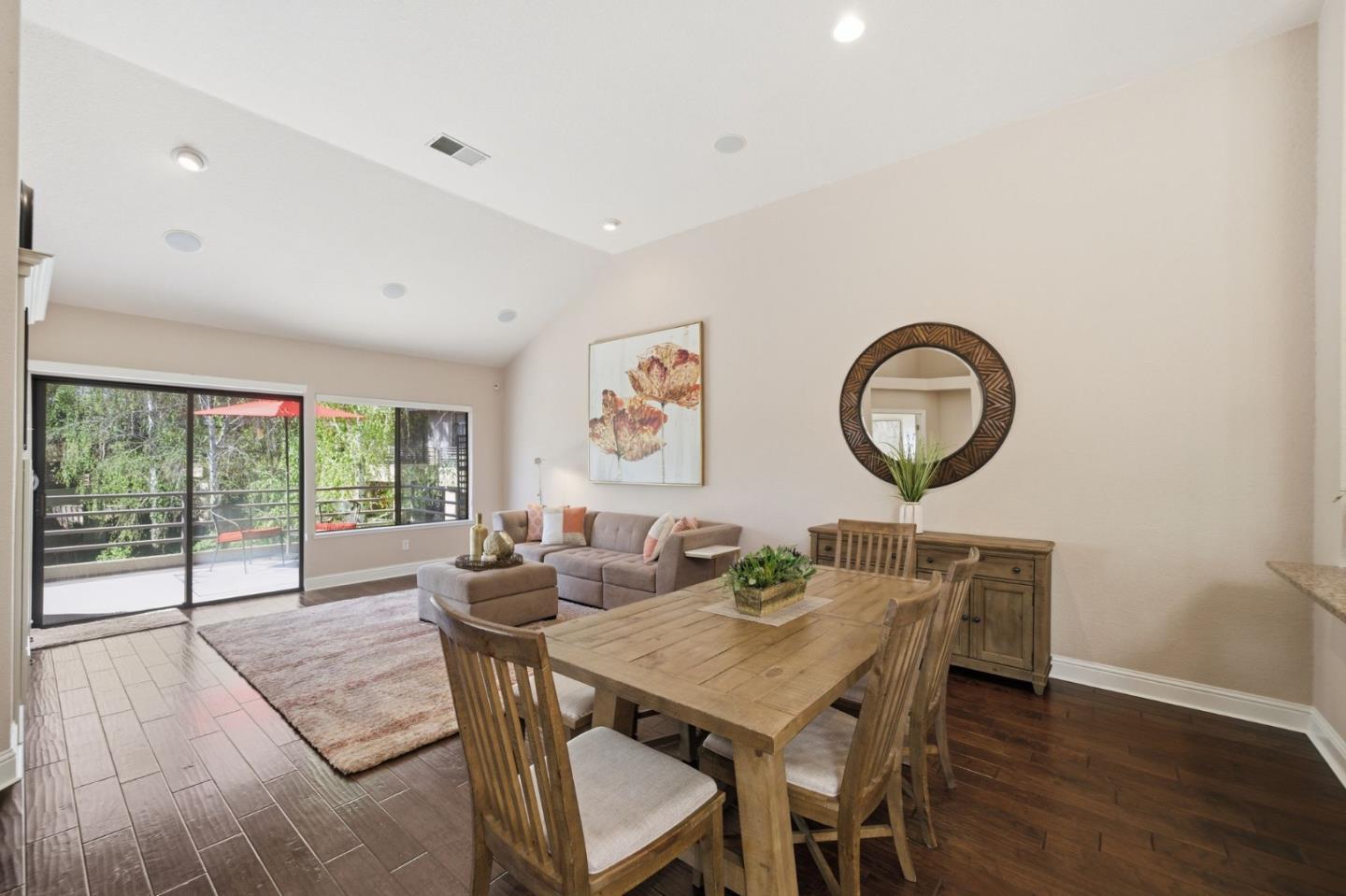 3030 Lakemont Drive 3