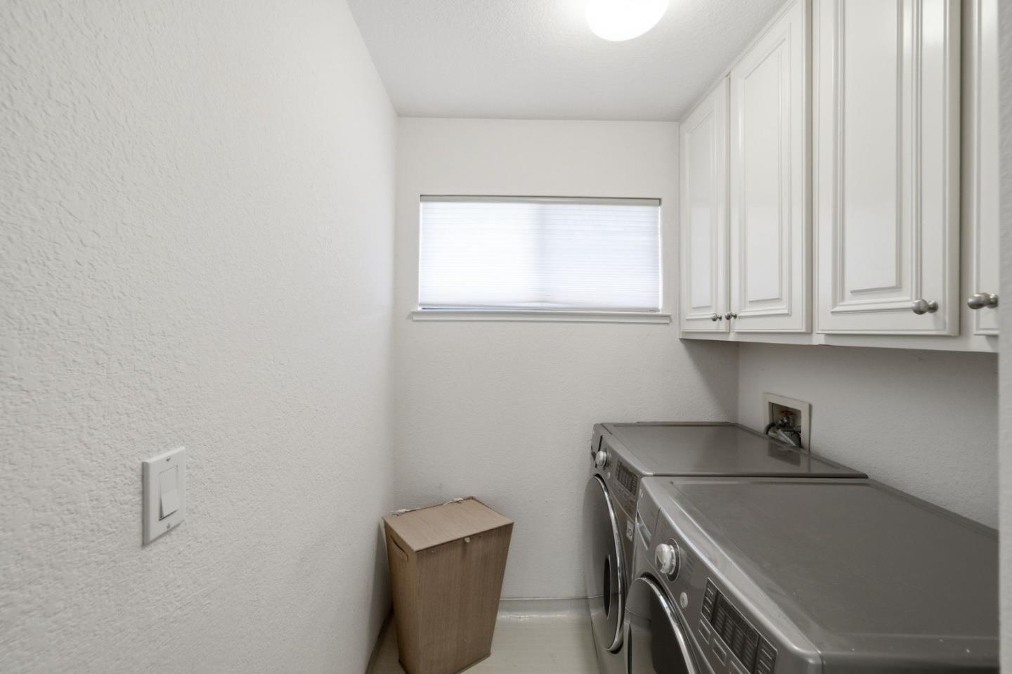 3030 Lakemont Drive 3