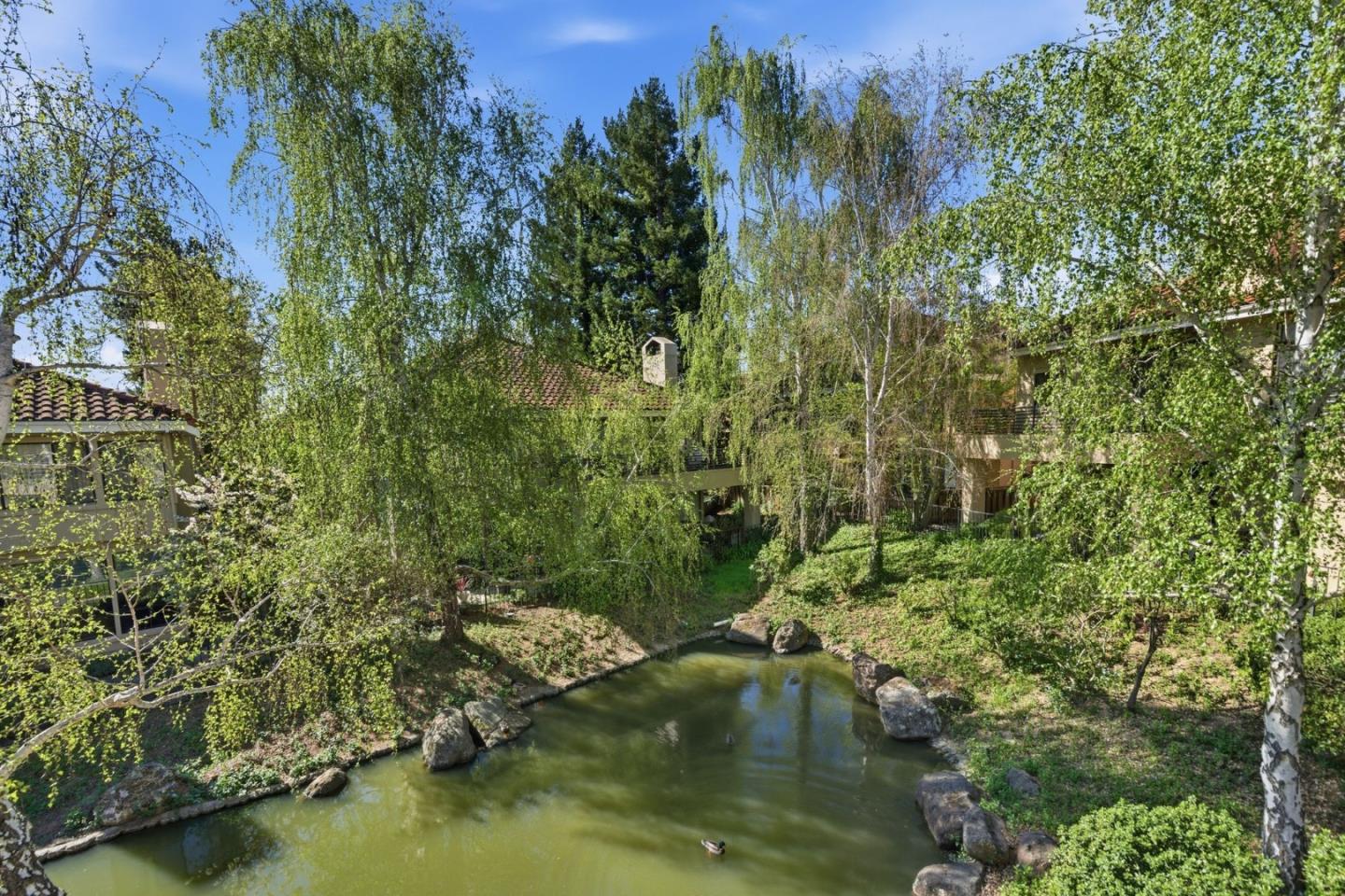 3030 Lakemont Drive 3