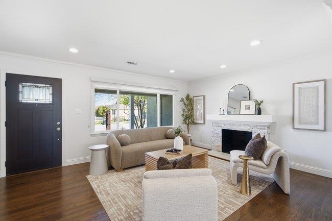 1150 Junipero Avenue