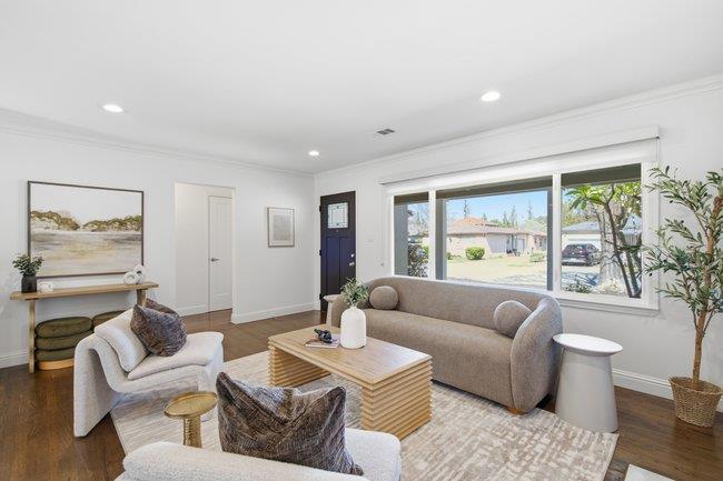 1150 Junipero Avenue