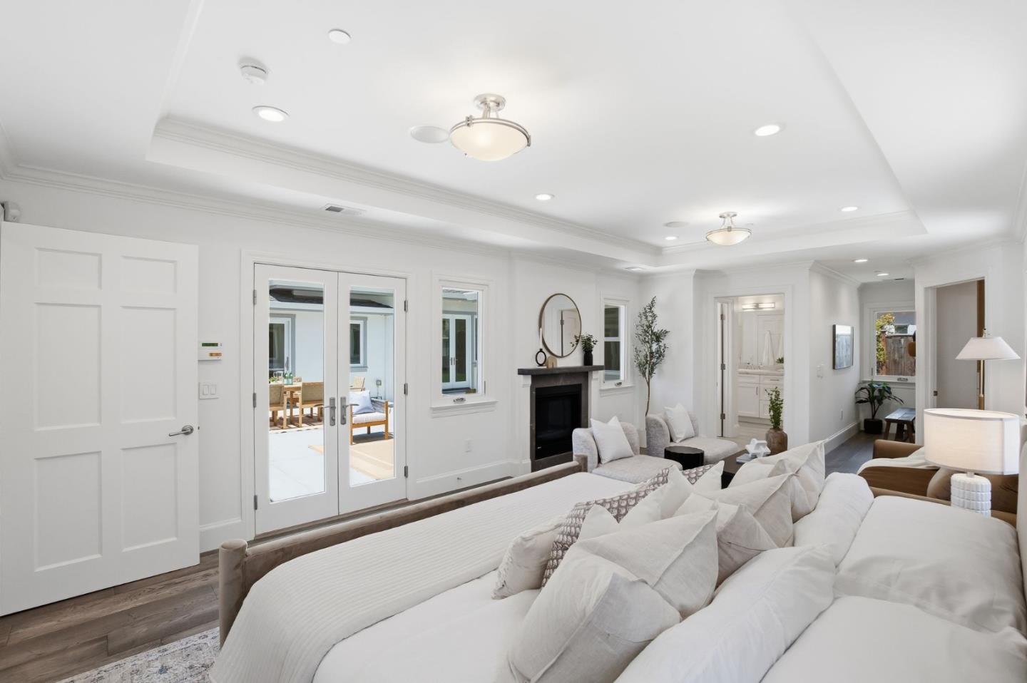 862 Blandford Boulevard