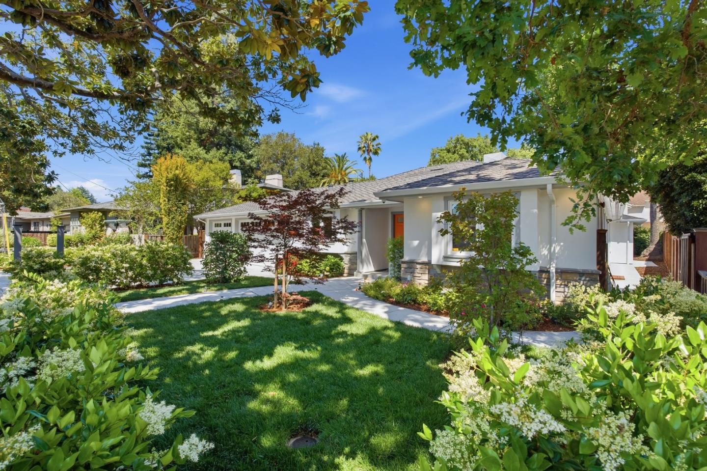 862 Blandford Boulevard