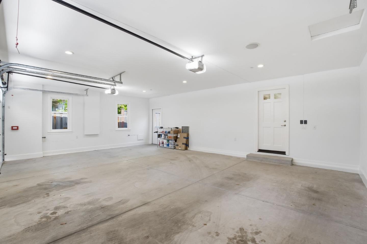 862 Blandford Boulevard