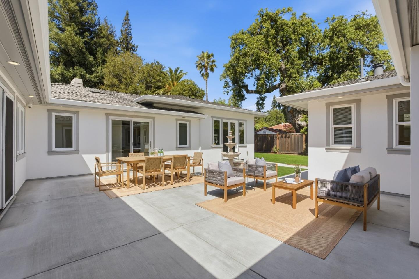 862 Blandford Boulevard