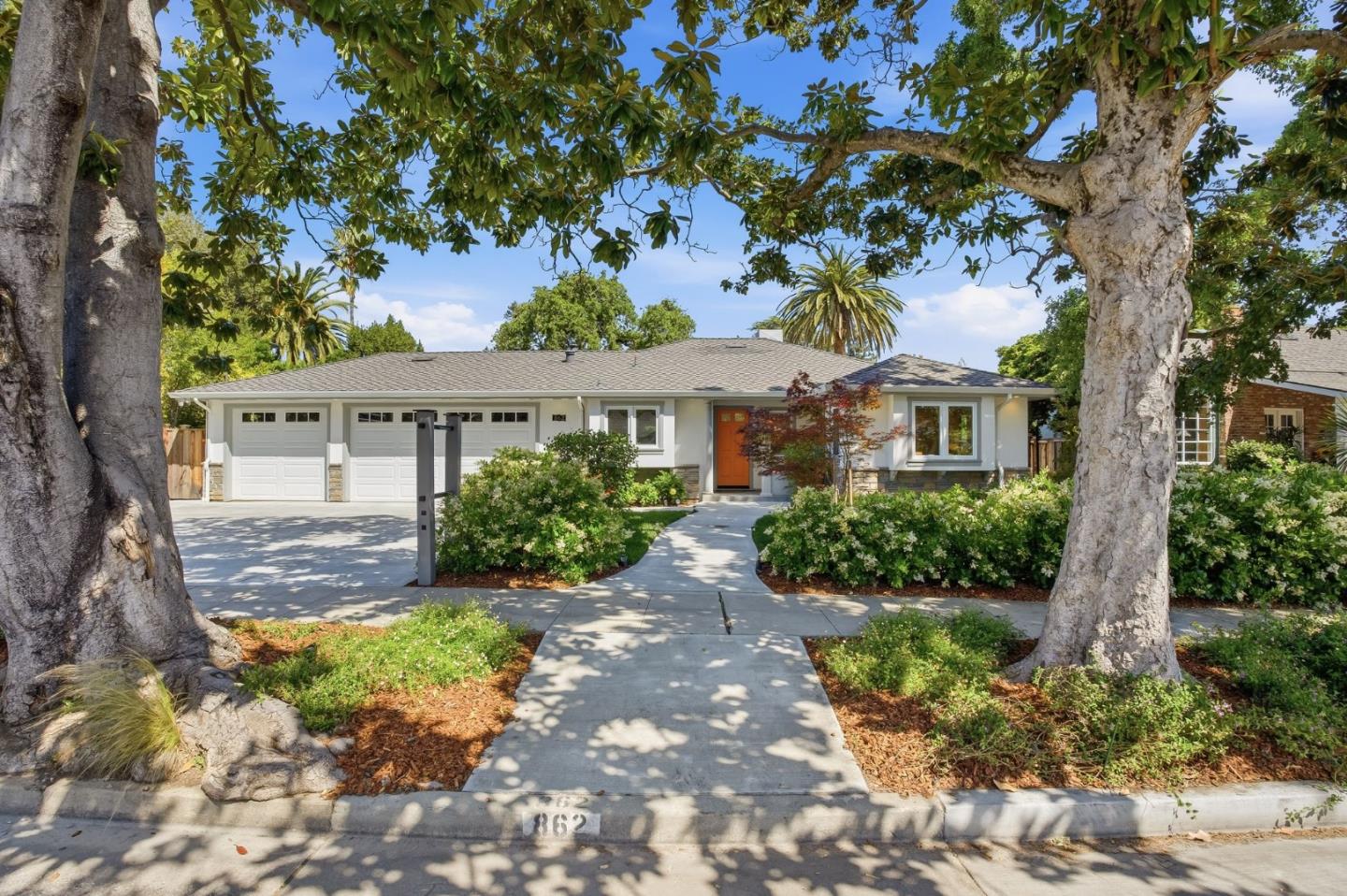 862 Blandford Boulevard