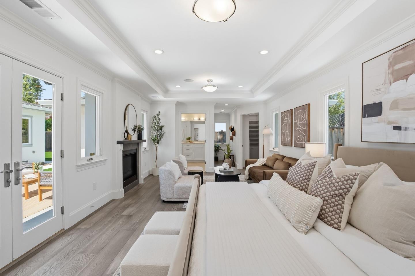 862 Blandford Boulevard