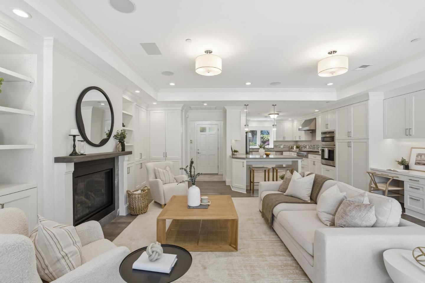 862 Blandford Boulevard