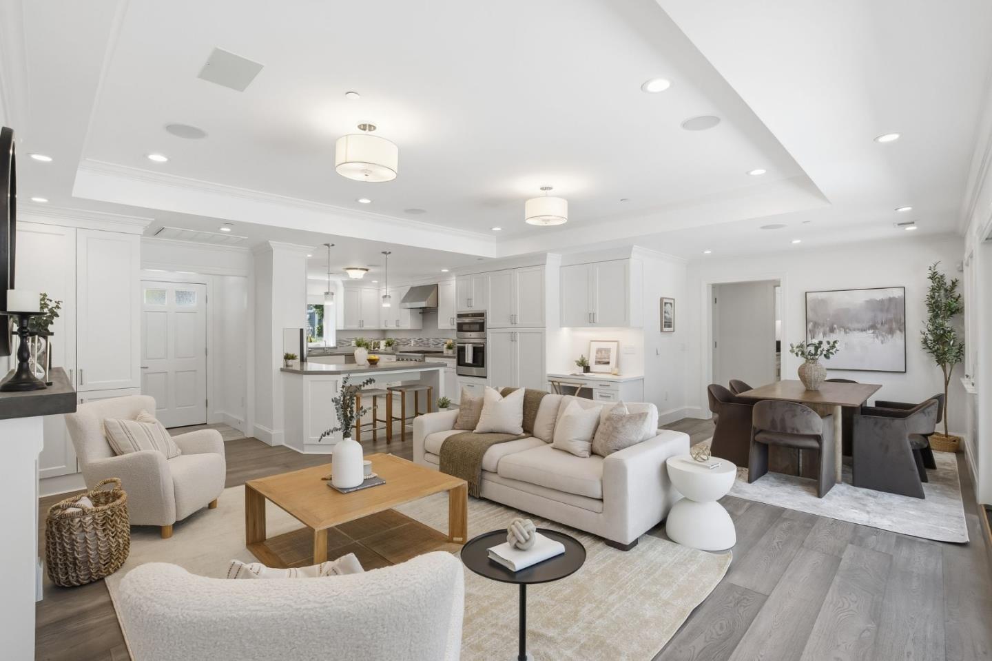 862 Blandford Boulevard