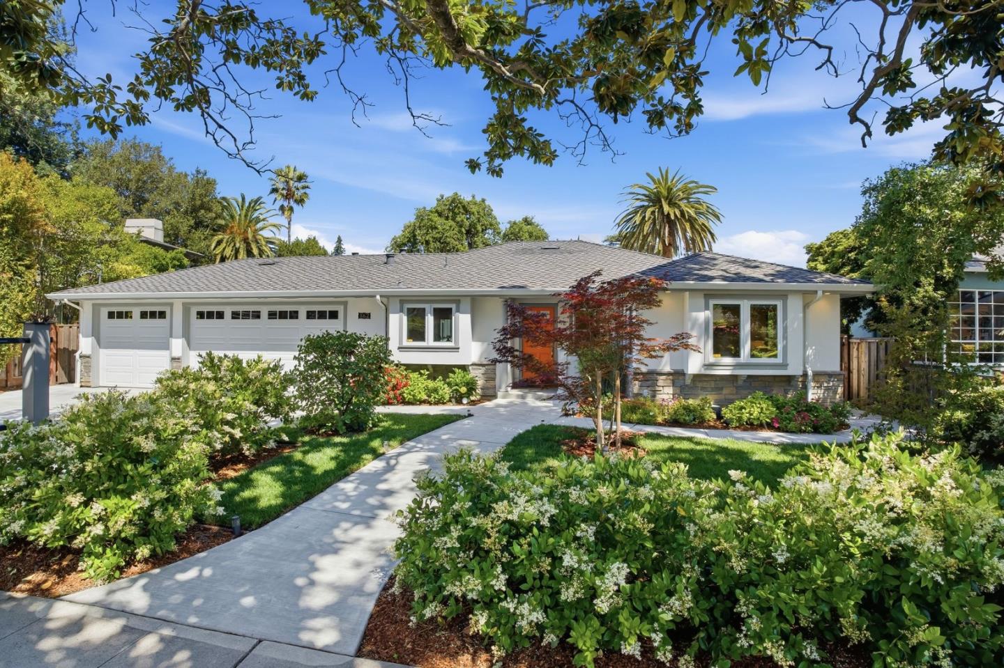 862 Blandford Boulevard