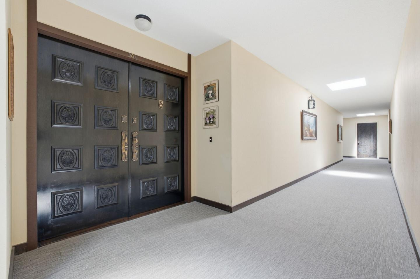 555 Palm Avenue 307