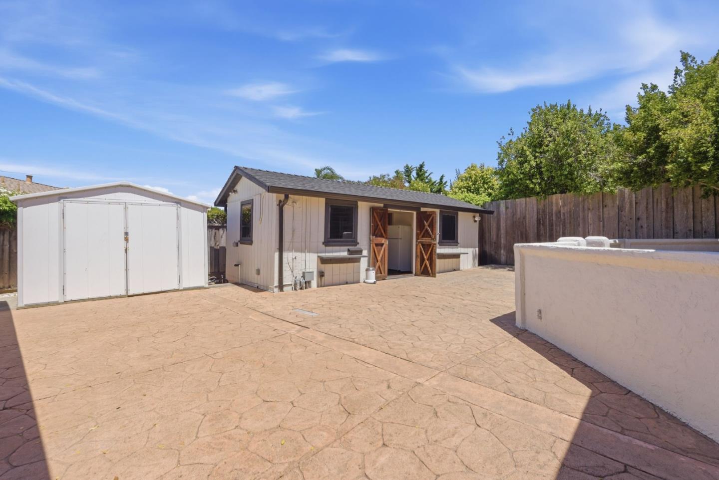 7516 Shady Hollow Drive
