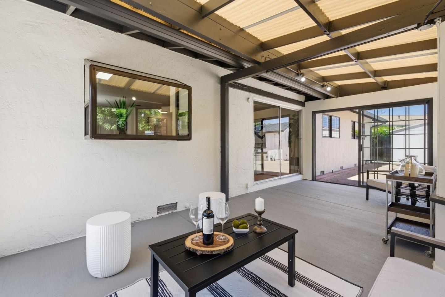 7516 Shady Hollow Drive