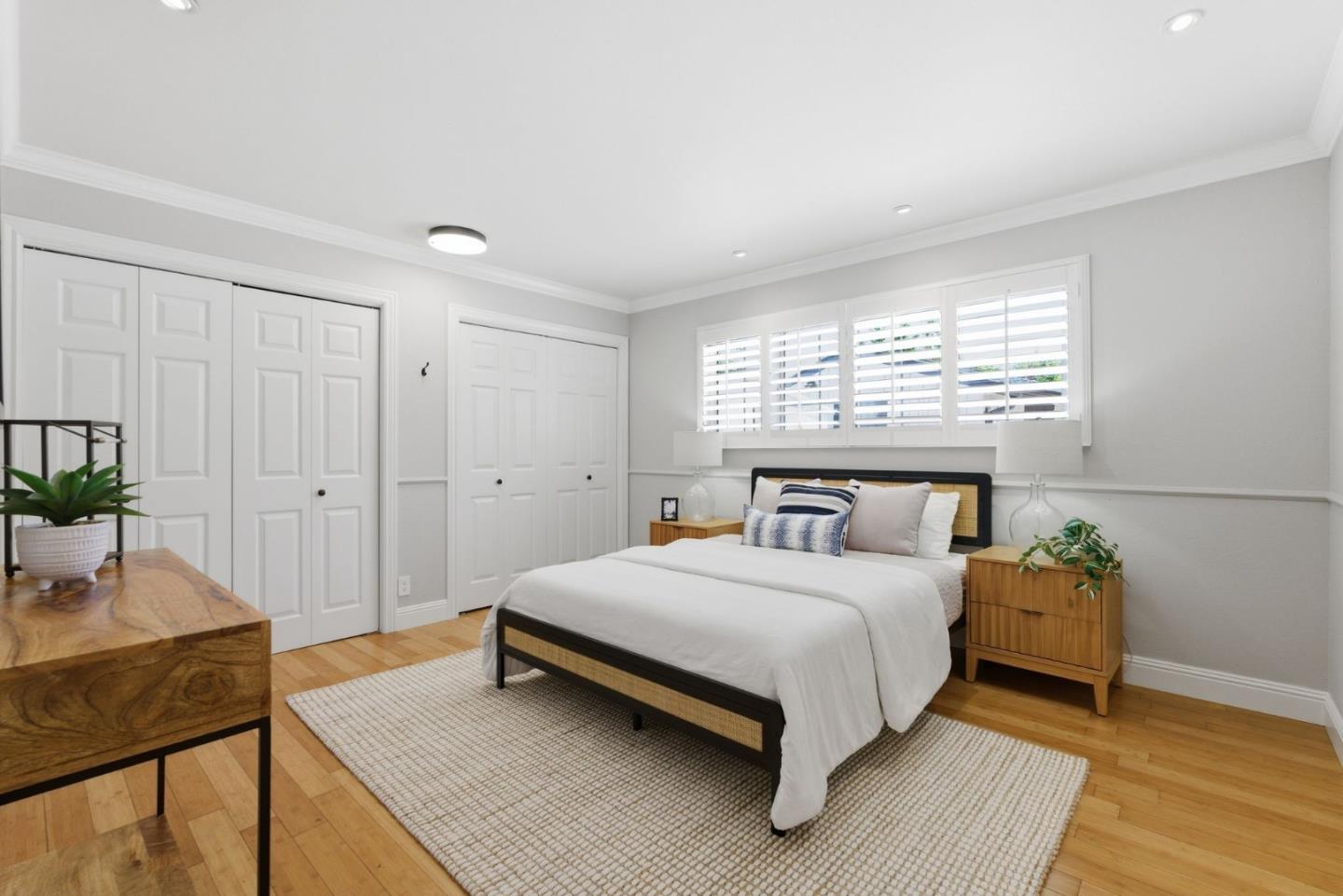 7516 Shady Hollow Drive