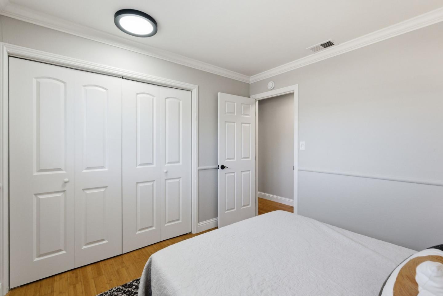 7516 Shady Hollow Drive