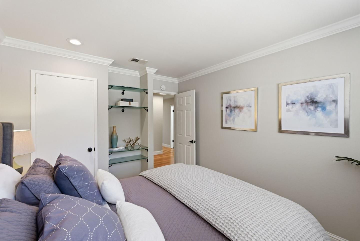 7516 Shady Hollow Drive