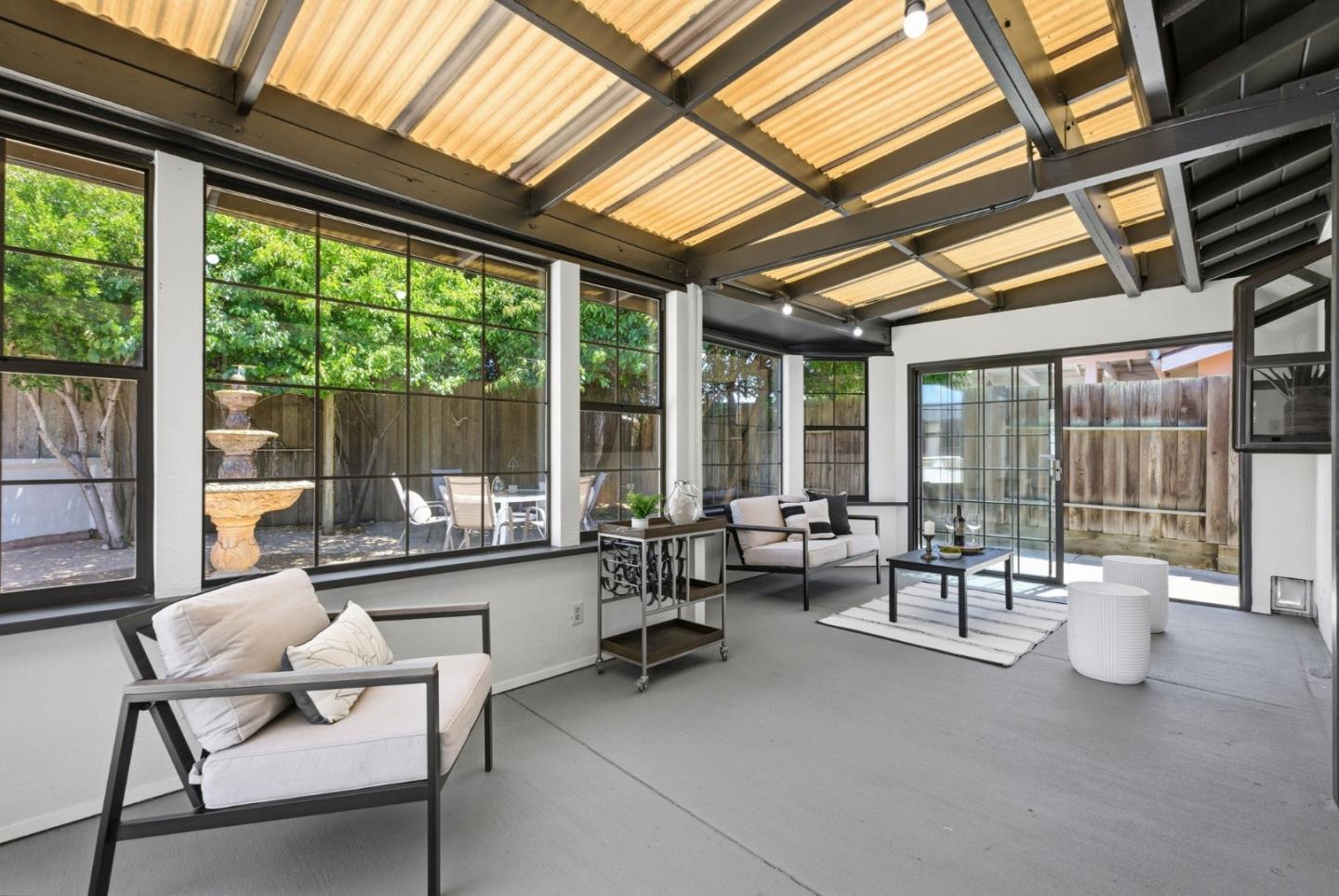 7516 Shady Hollow Drive