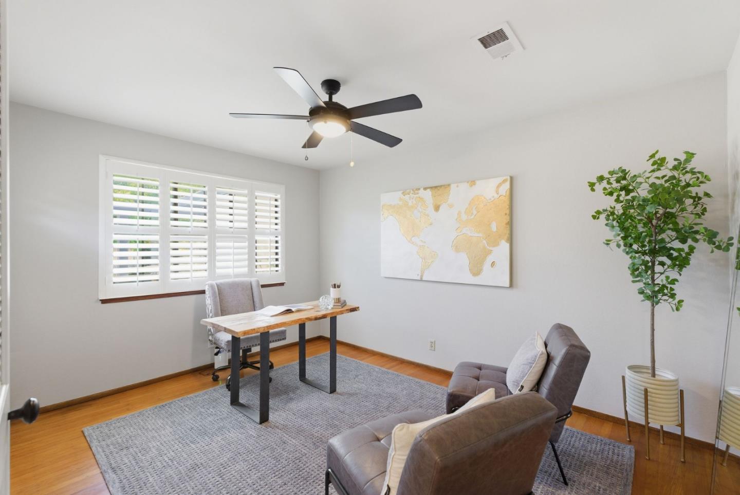 7516 Shady Hollow Drive