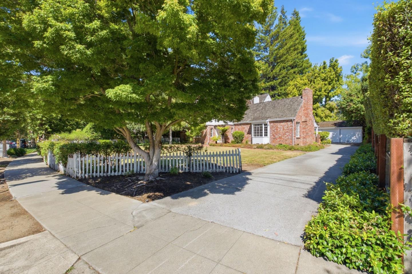 765 Edgewood Road