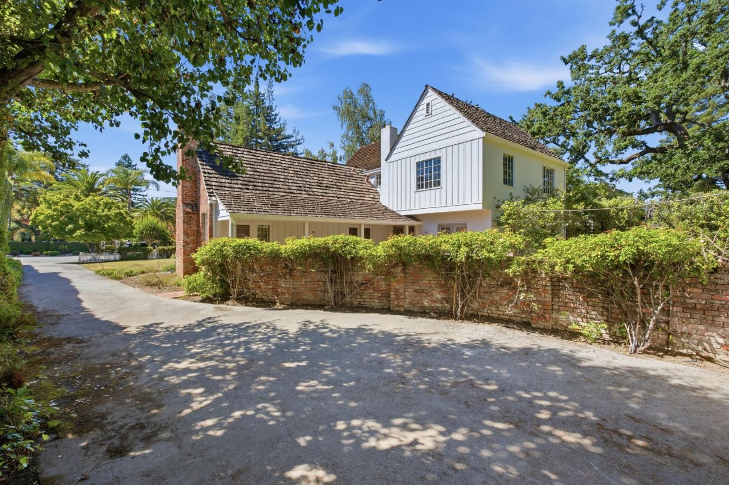 765 Edgewood Road