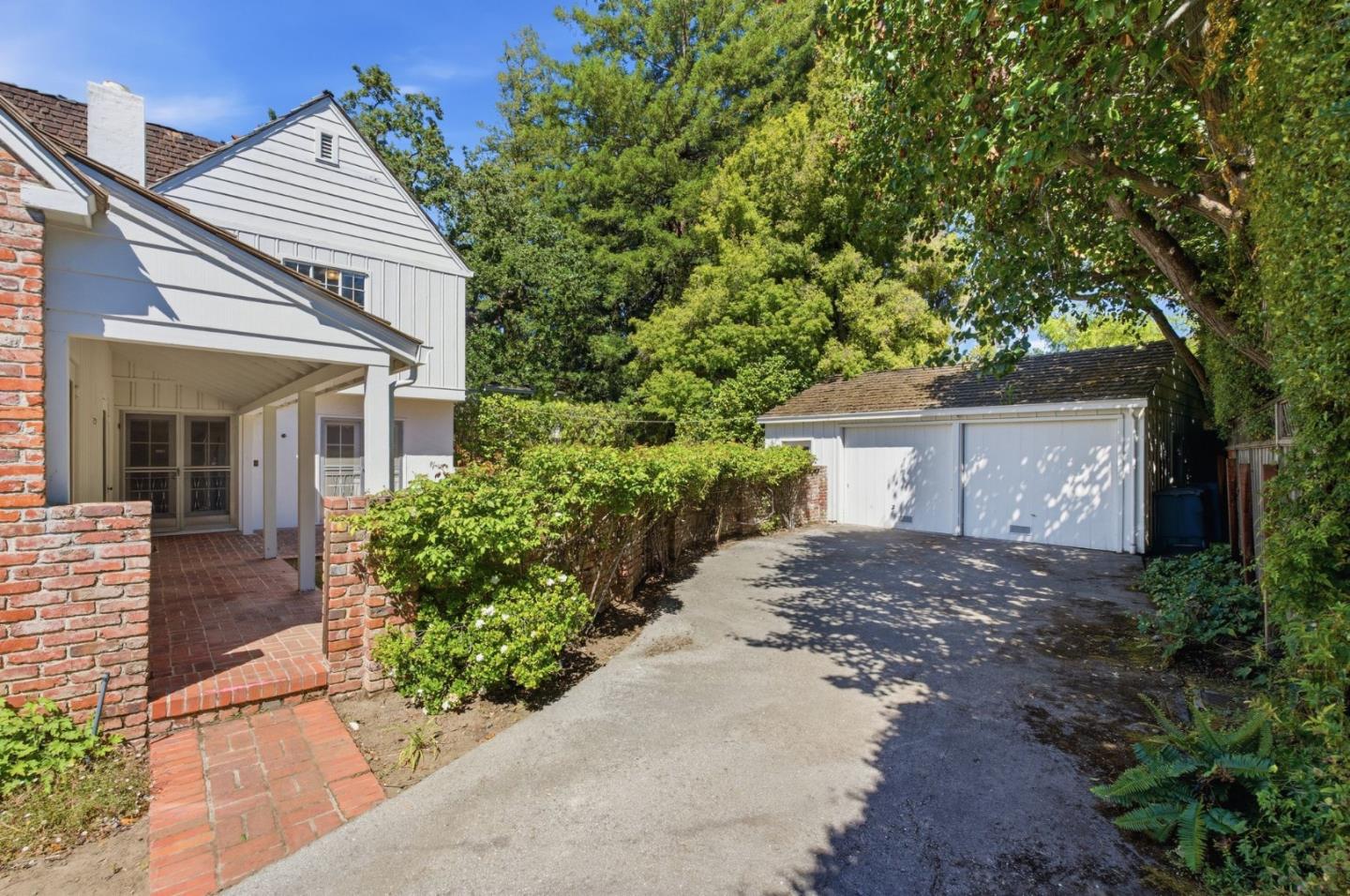 765 Edgewood Road