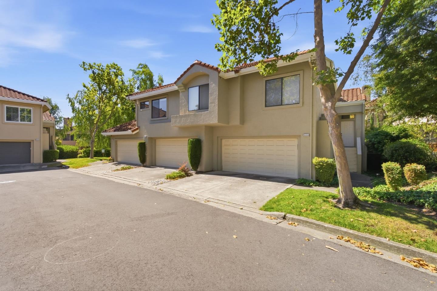 3030 Lakemont DR 3