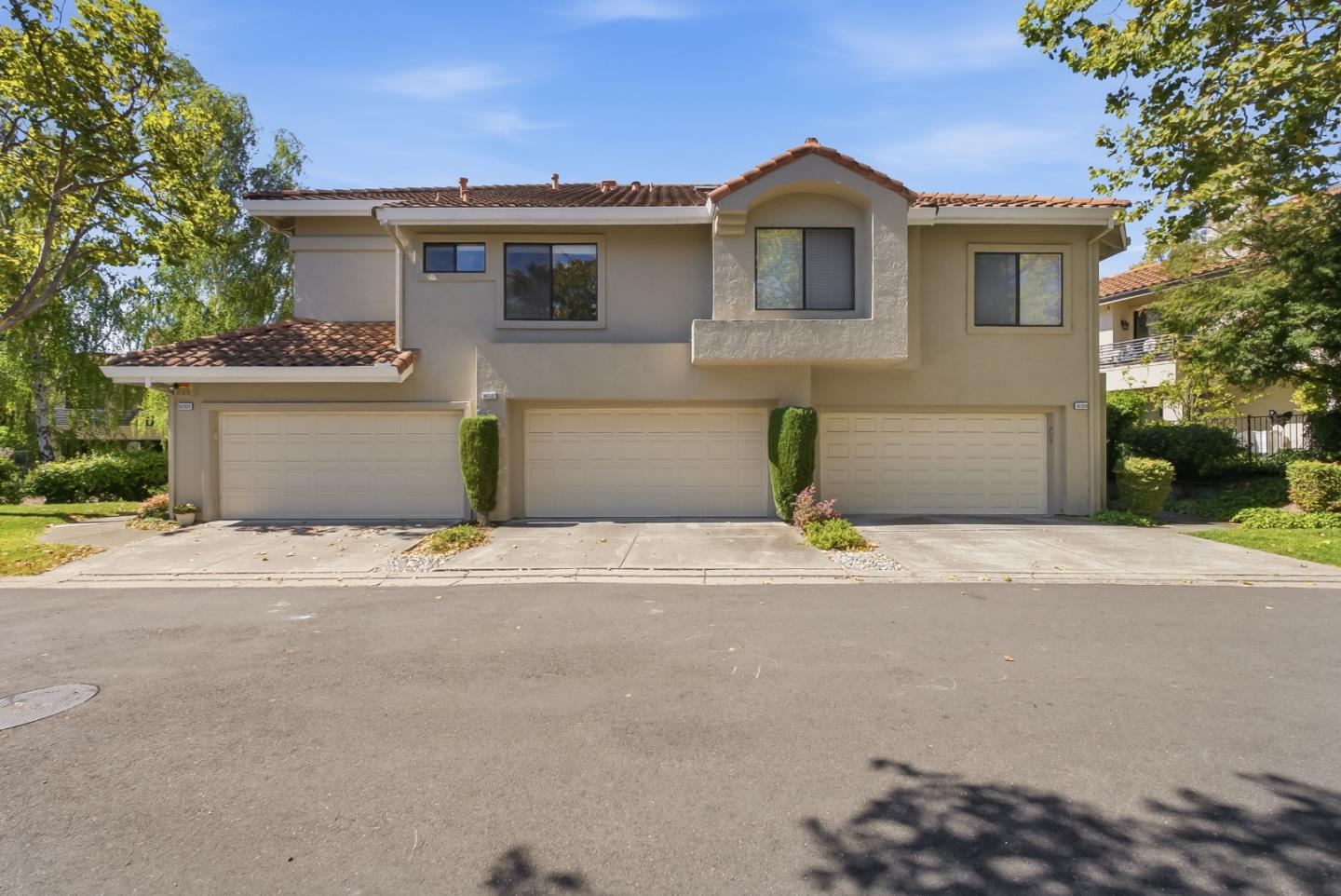 3030 Lakemont DR 3