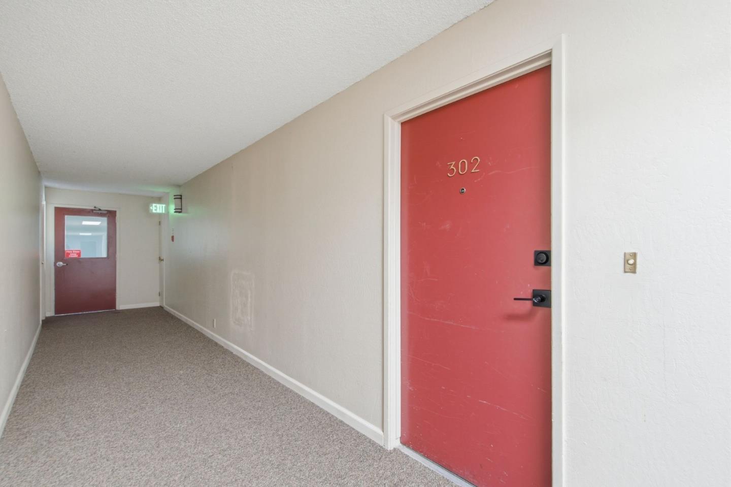 1458 Hudson ST 302