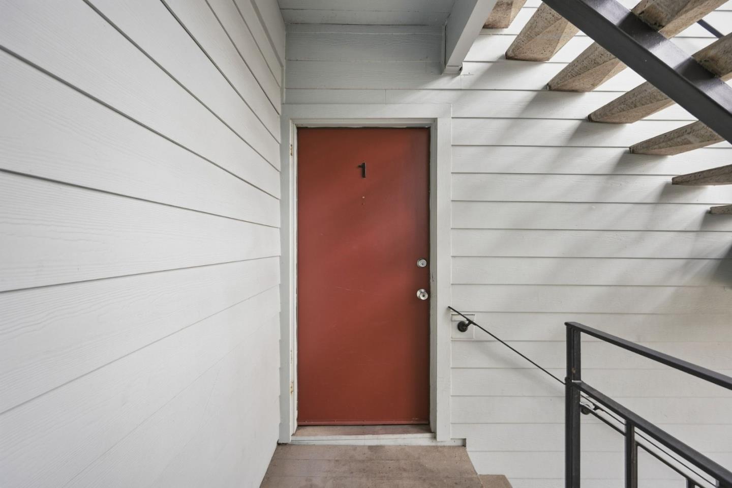 George AVE Unit: 1