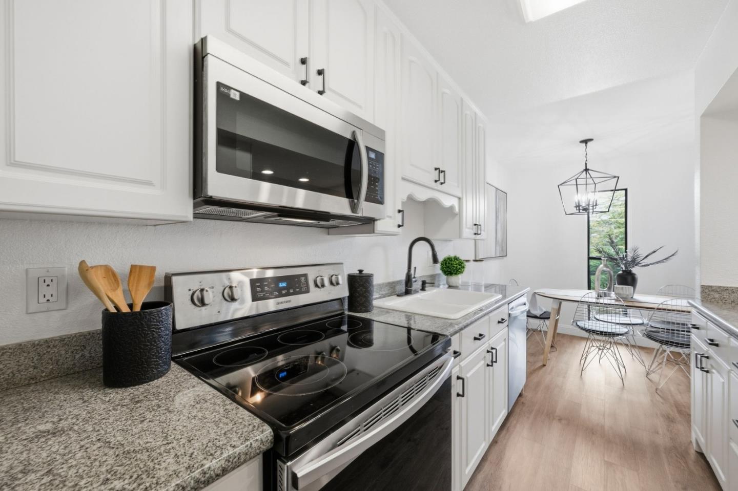 George AVE Unit: 1