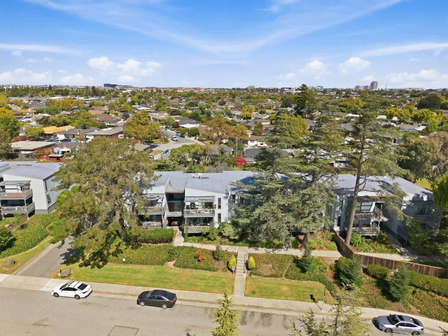 George AVE Unit: 1