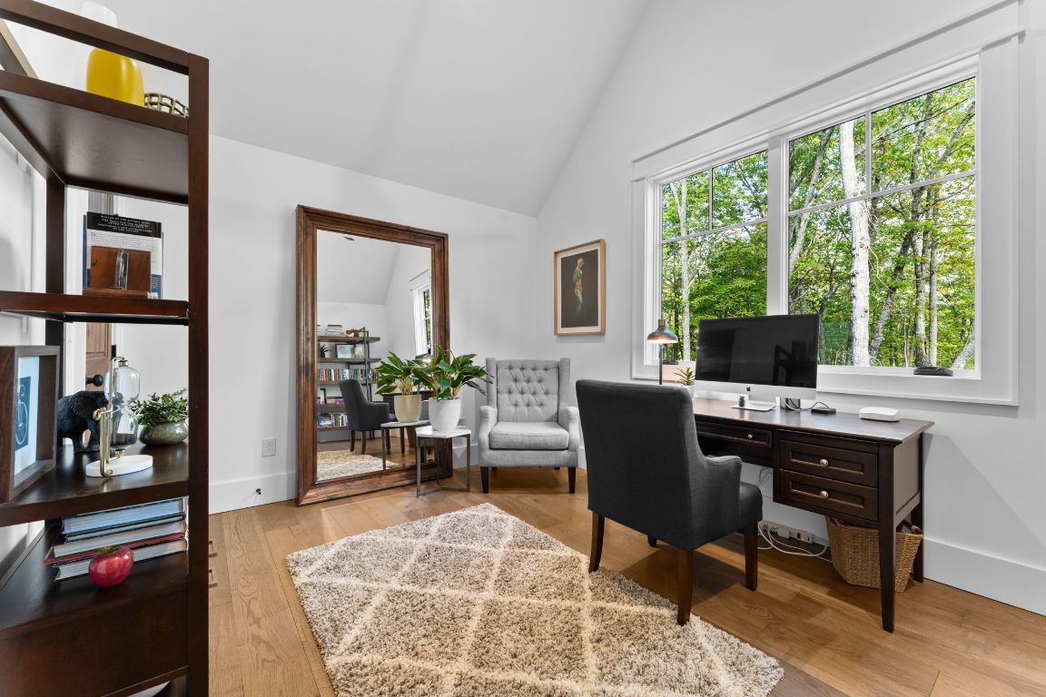 112 Gather Point Road