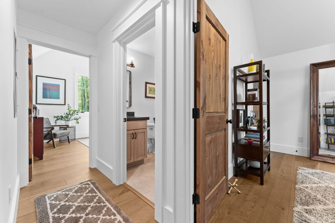 112 Gather Point Road