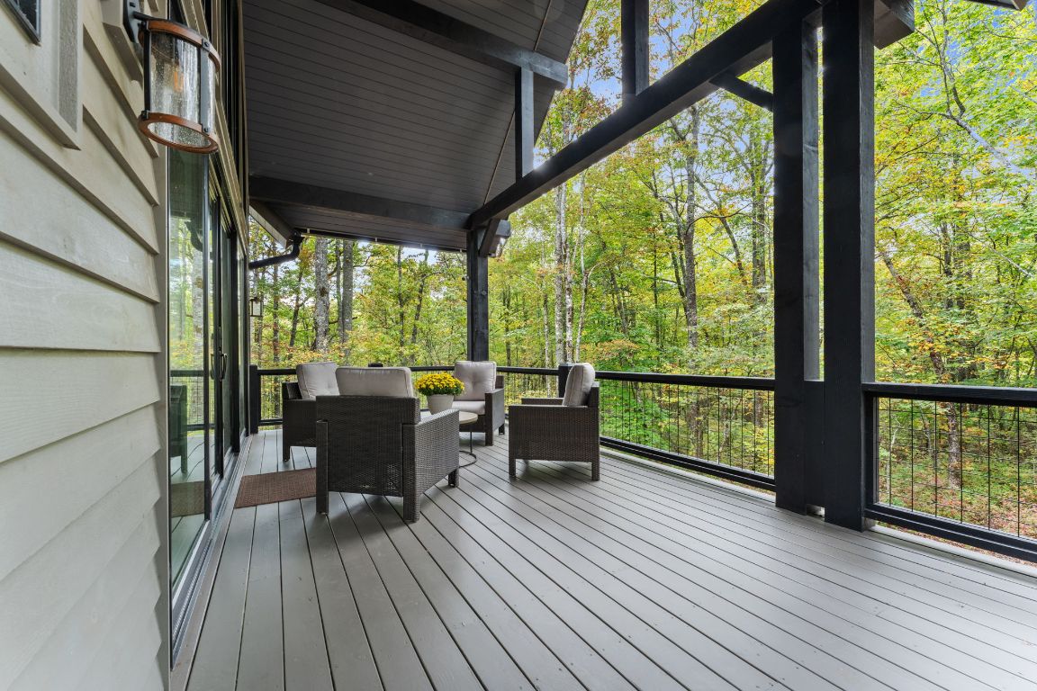 112 Gather Point Road