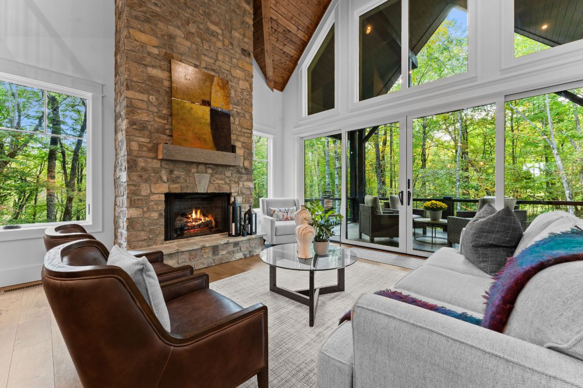 112 Gather Point Road