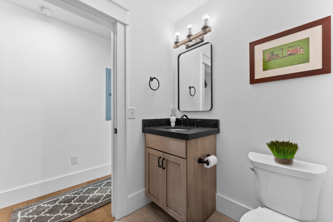 112 Gather Point Road