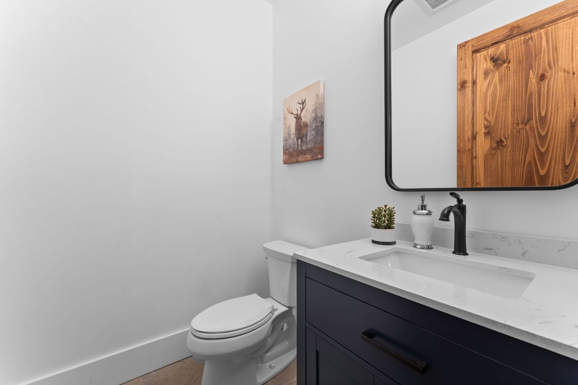 112 Gather Point Road