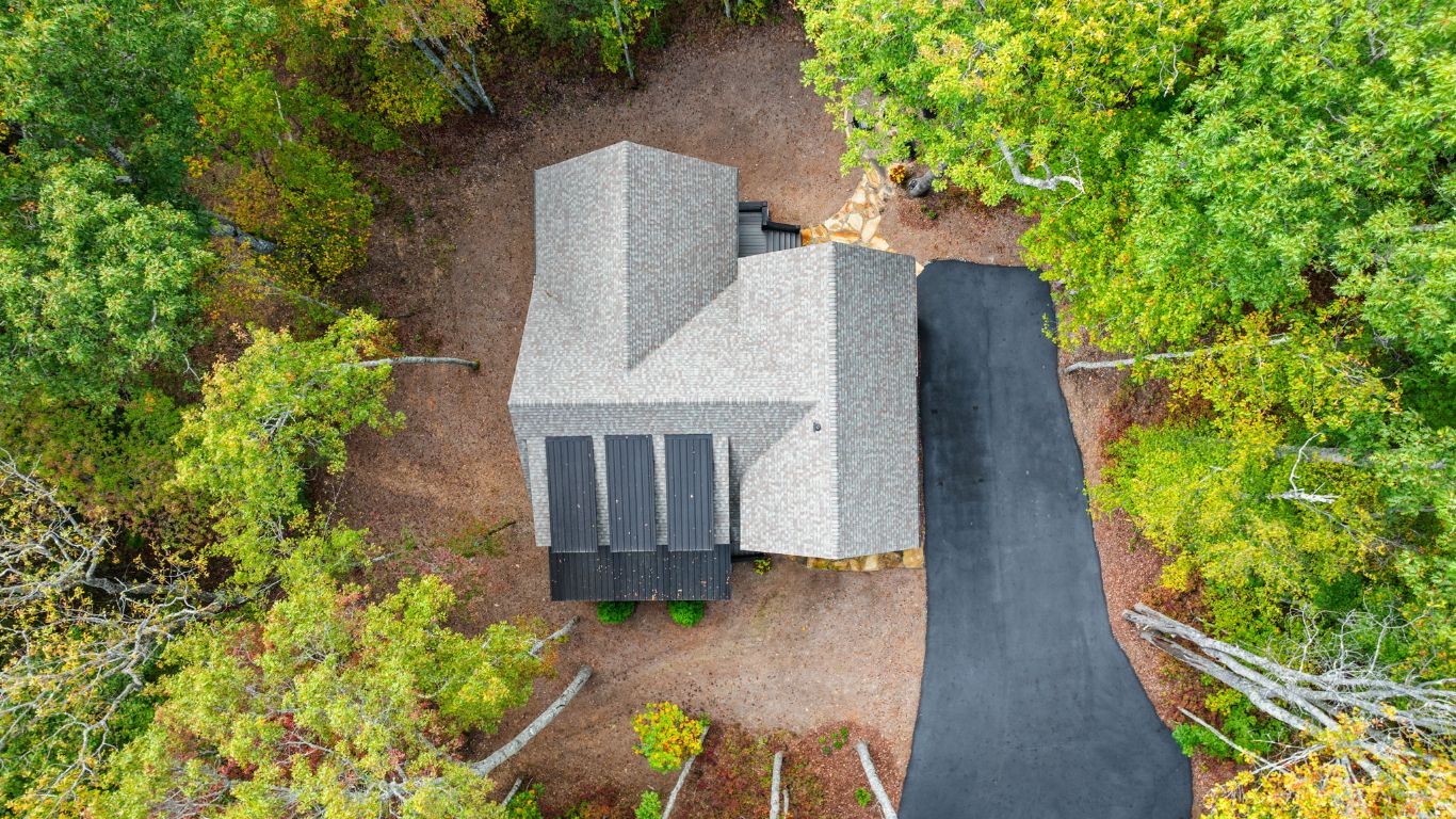 112 Gather Point Road