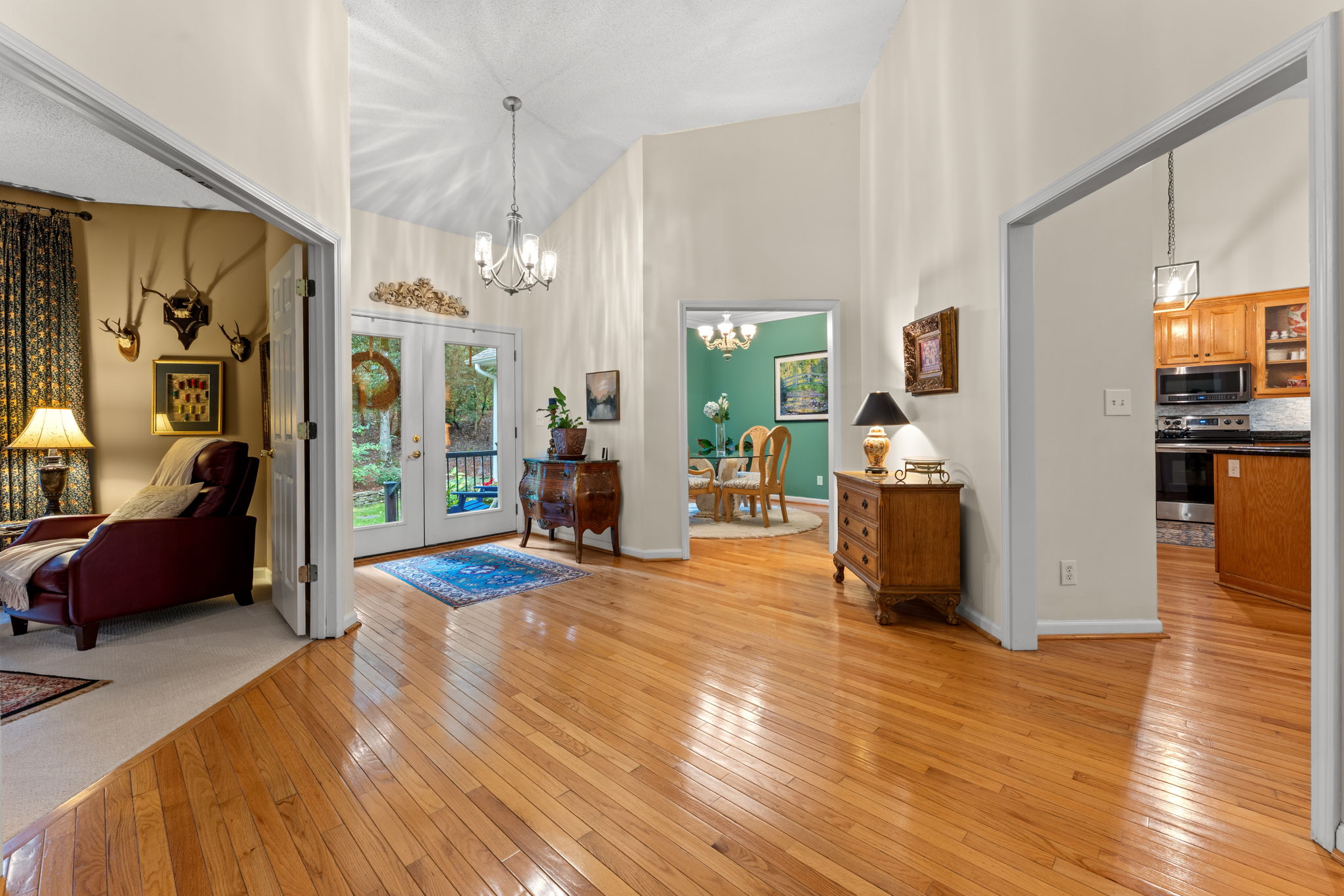 217 Crestwood Road