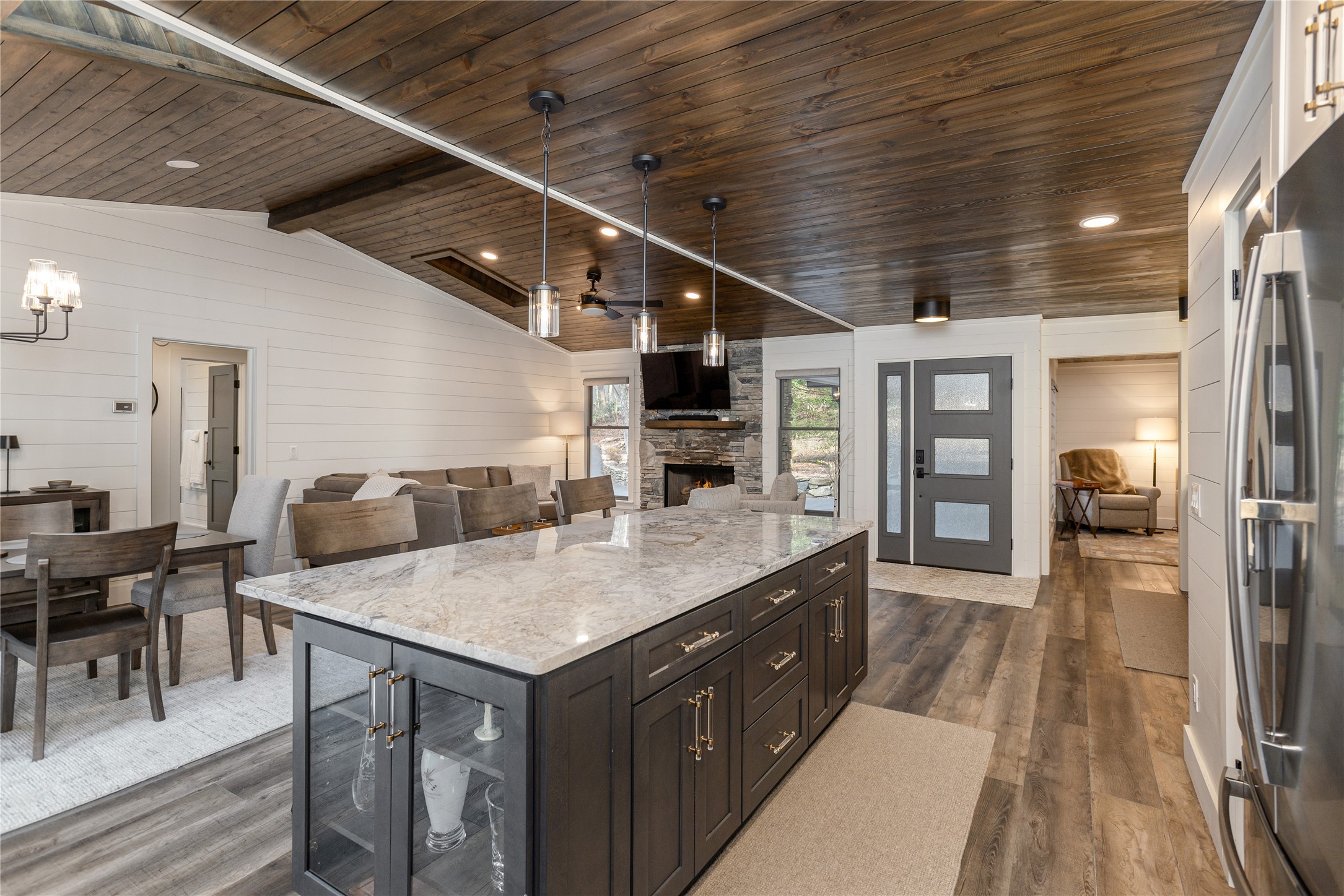 76 Ambleside Drive