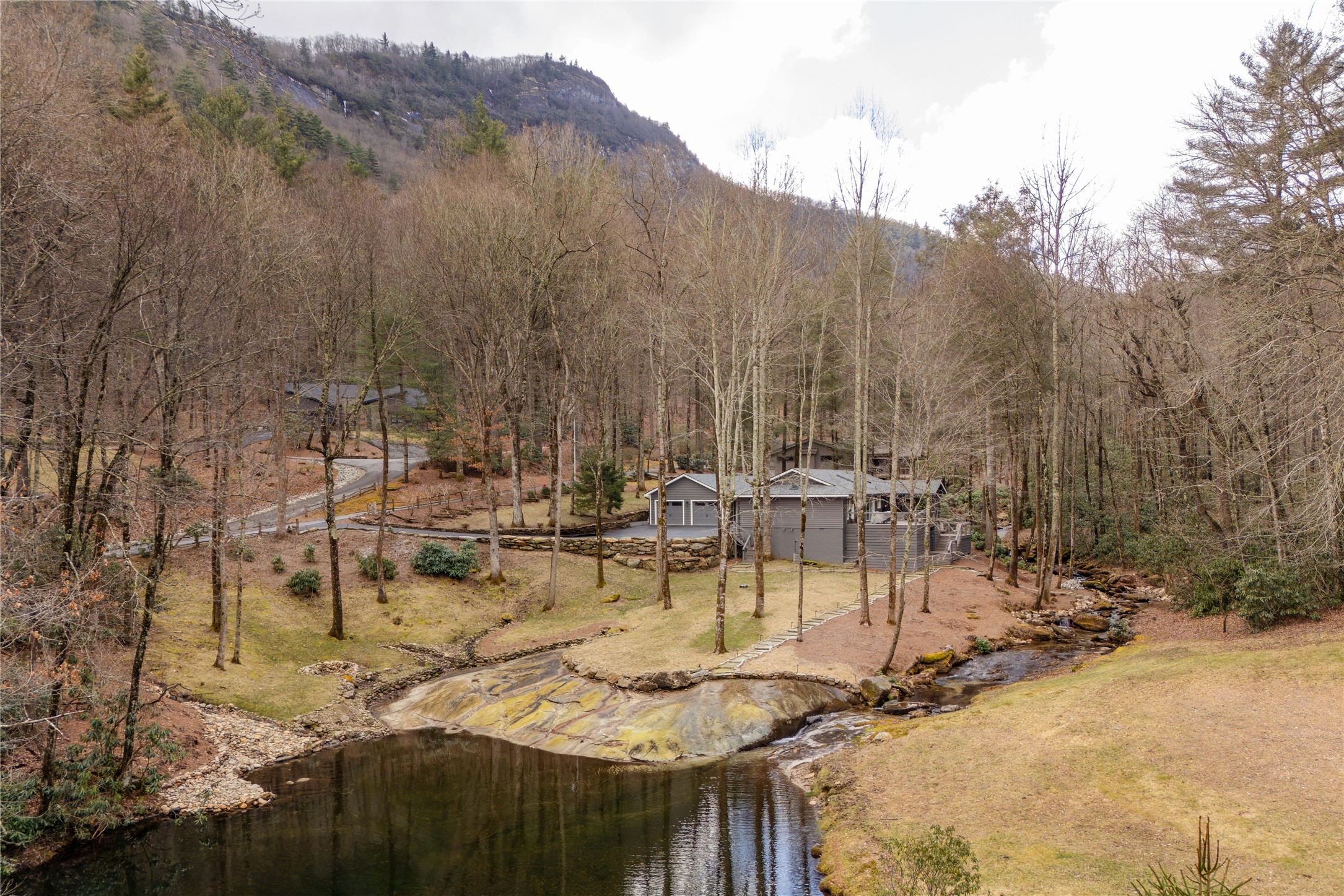 76 Ambleside Drive