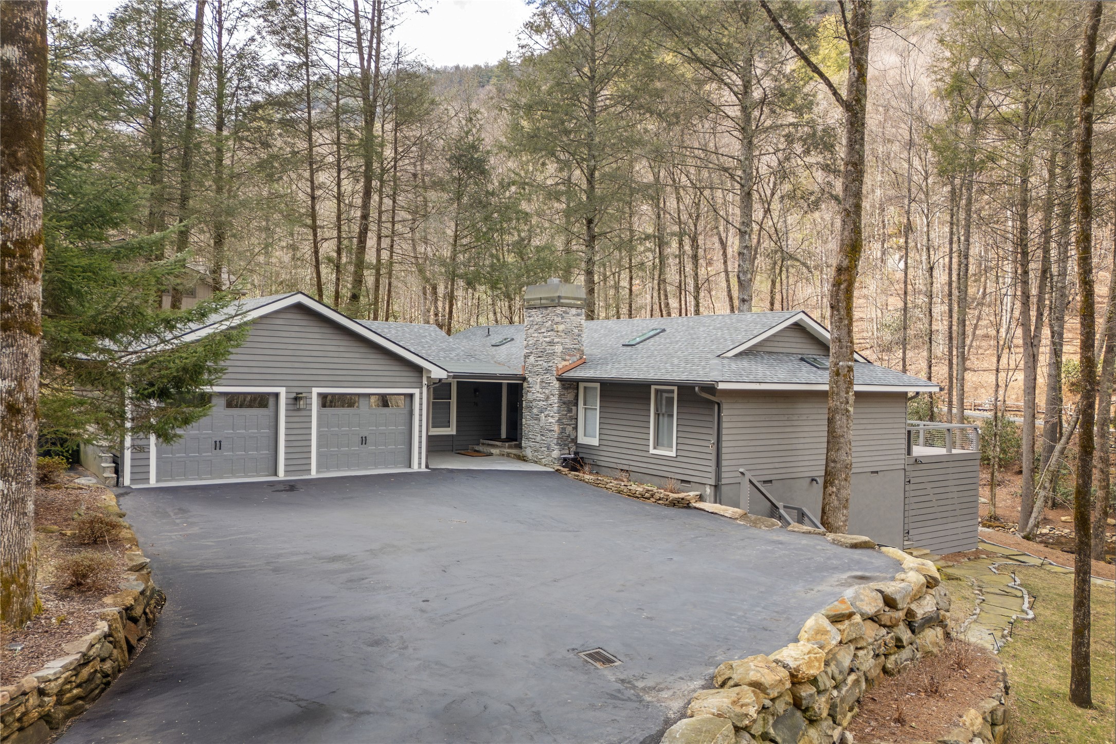 76 Ambleside Drive