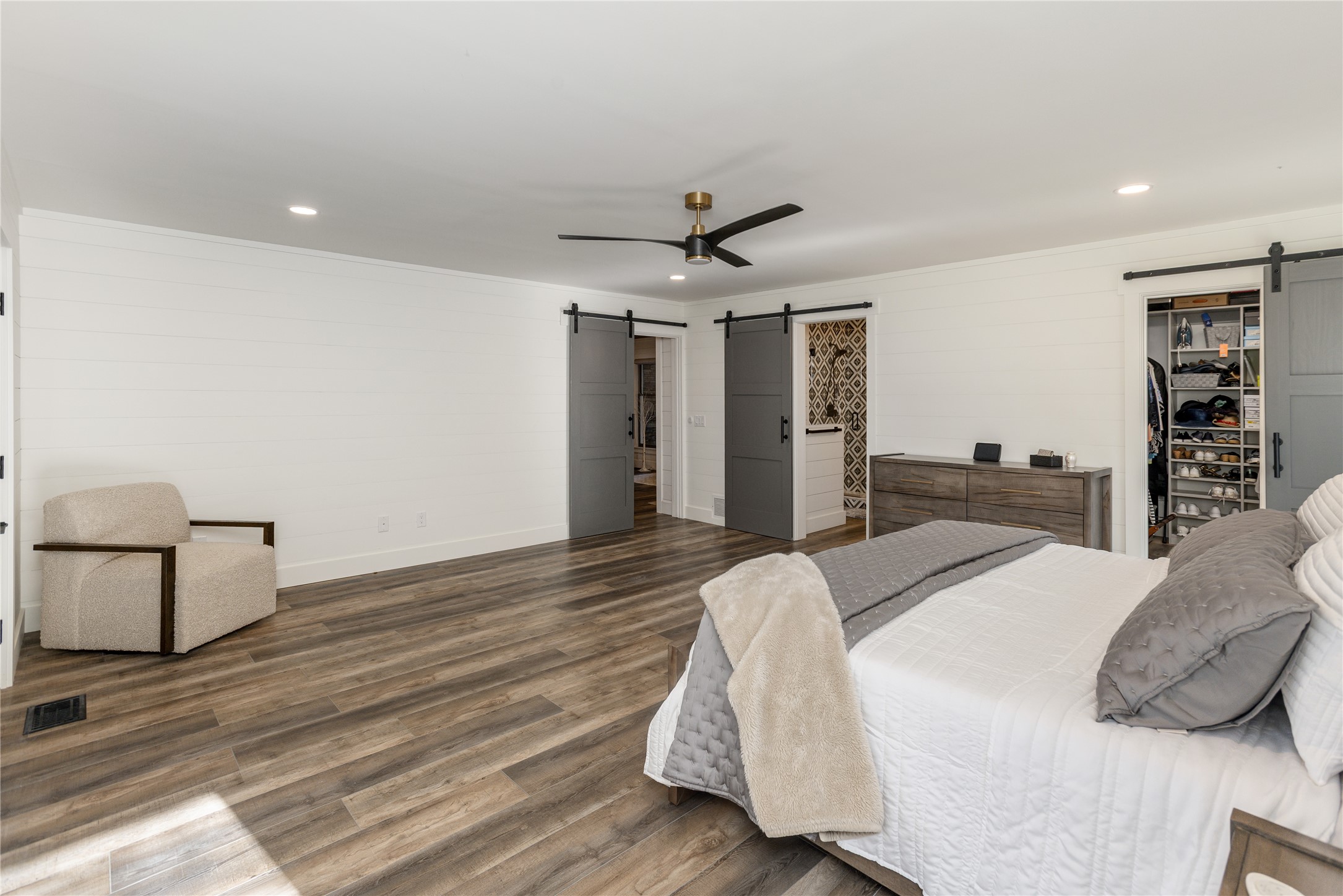 76 Ambleside Drive