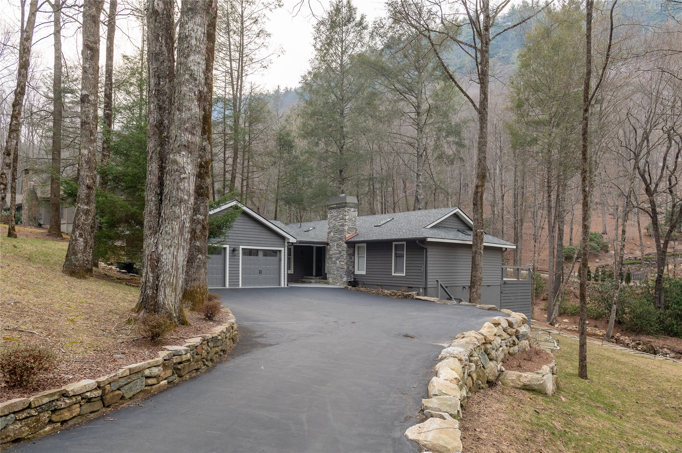 76 Ambleside Drive