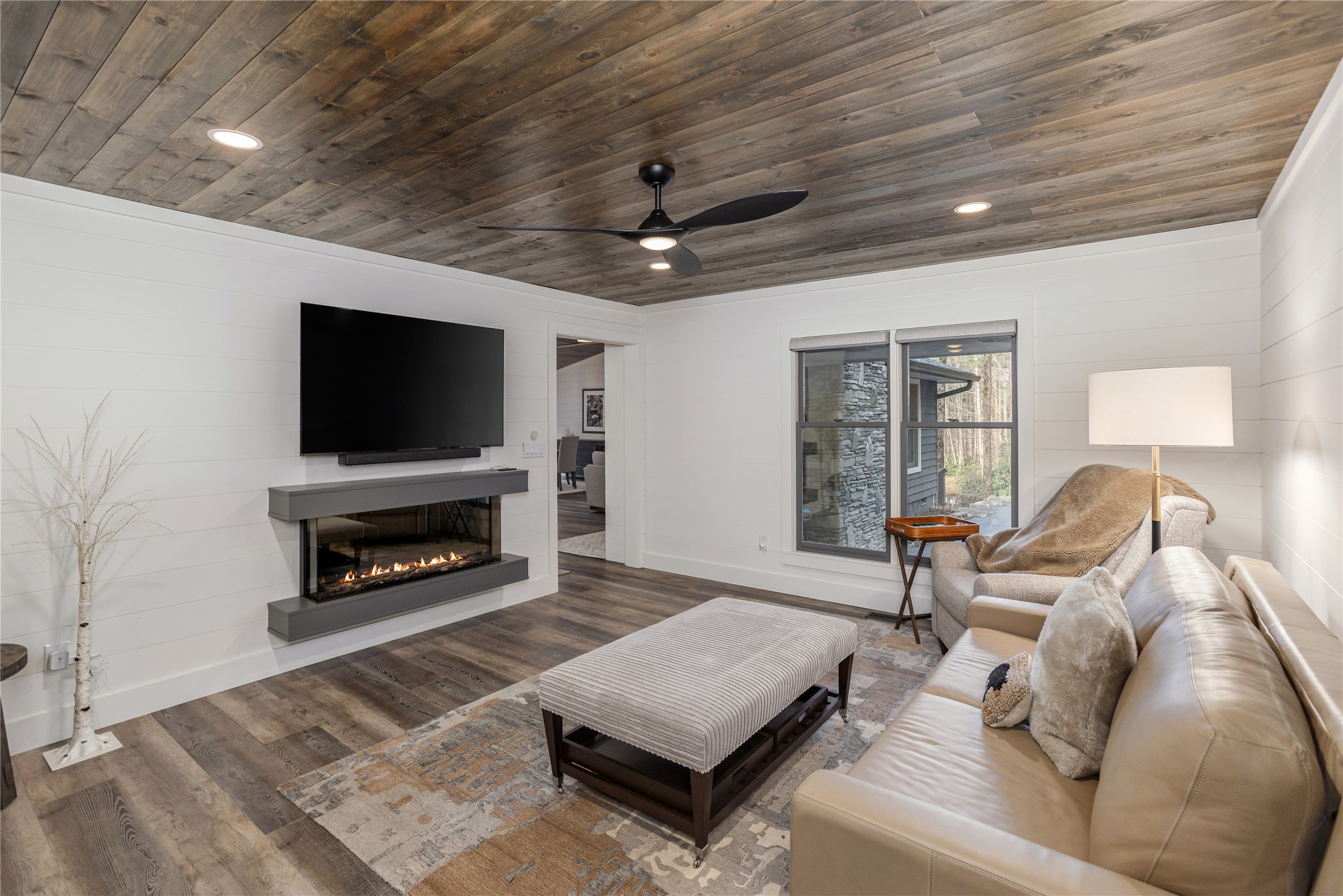 76 Ambleside Drive